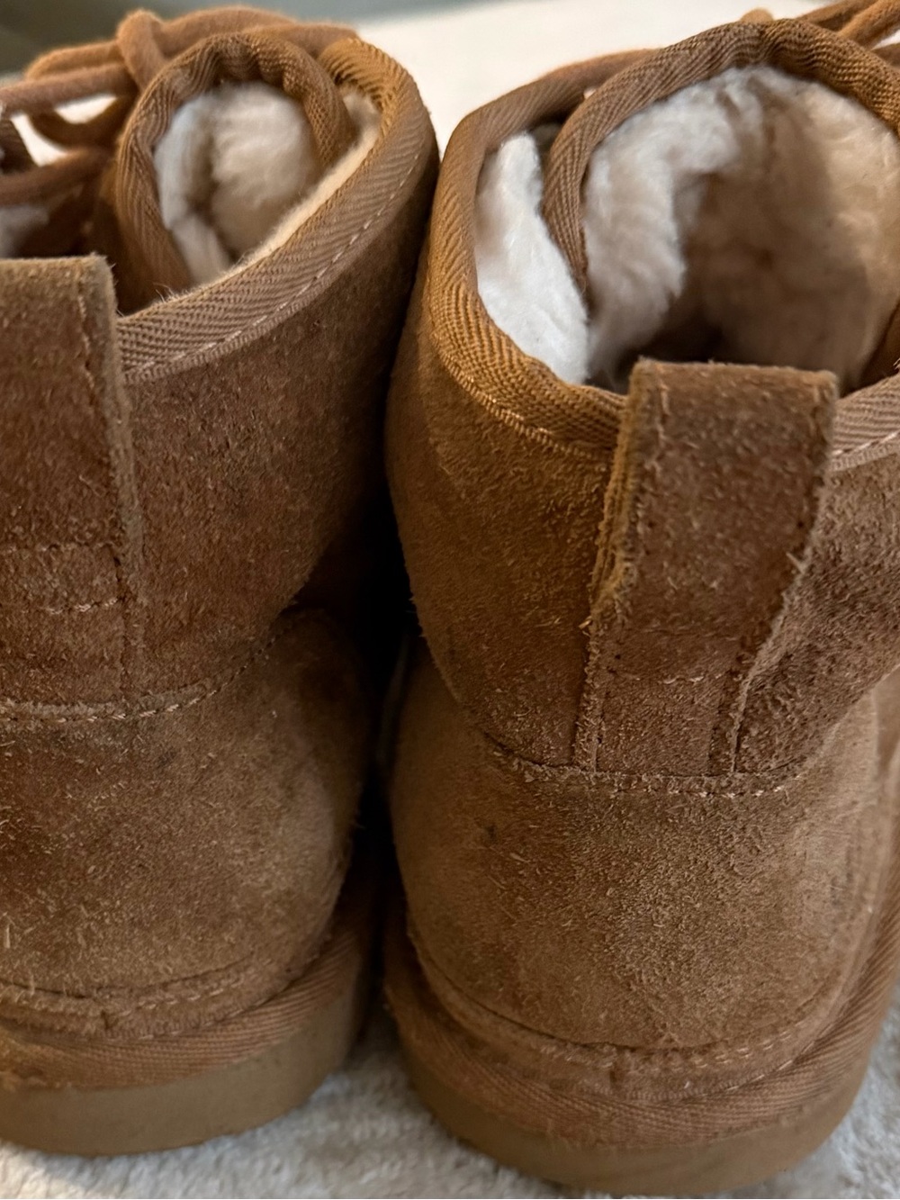 UGG Shearling-Lined Suede Boots Brown US 6 - Picture 3 of 5